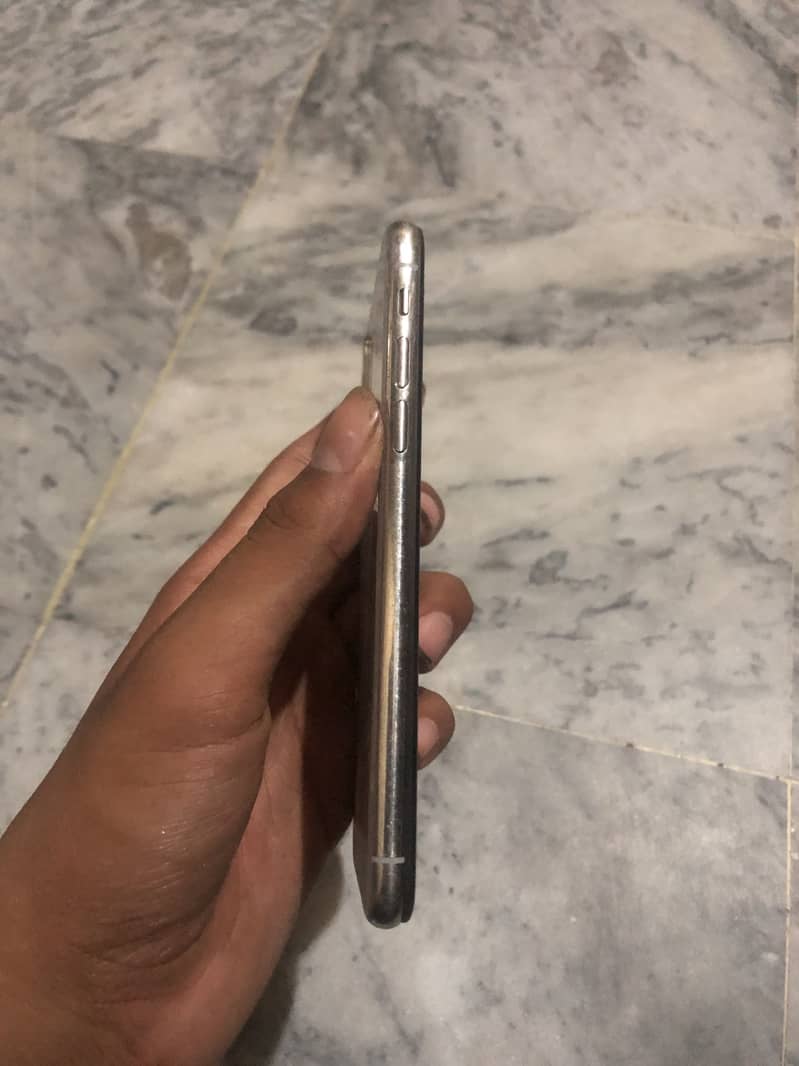 iPhone X 1