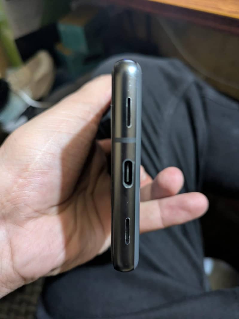 google pixel 7a 3