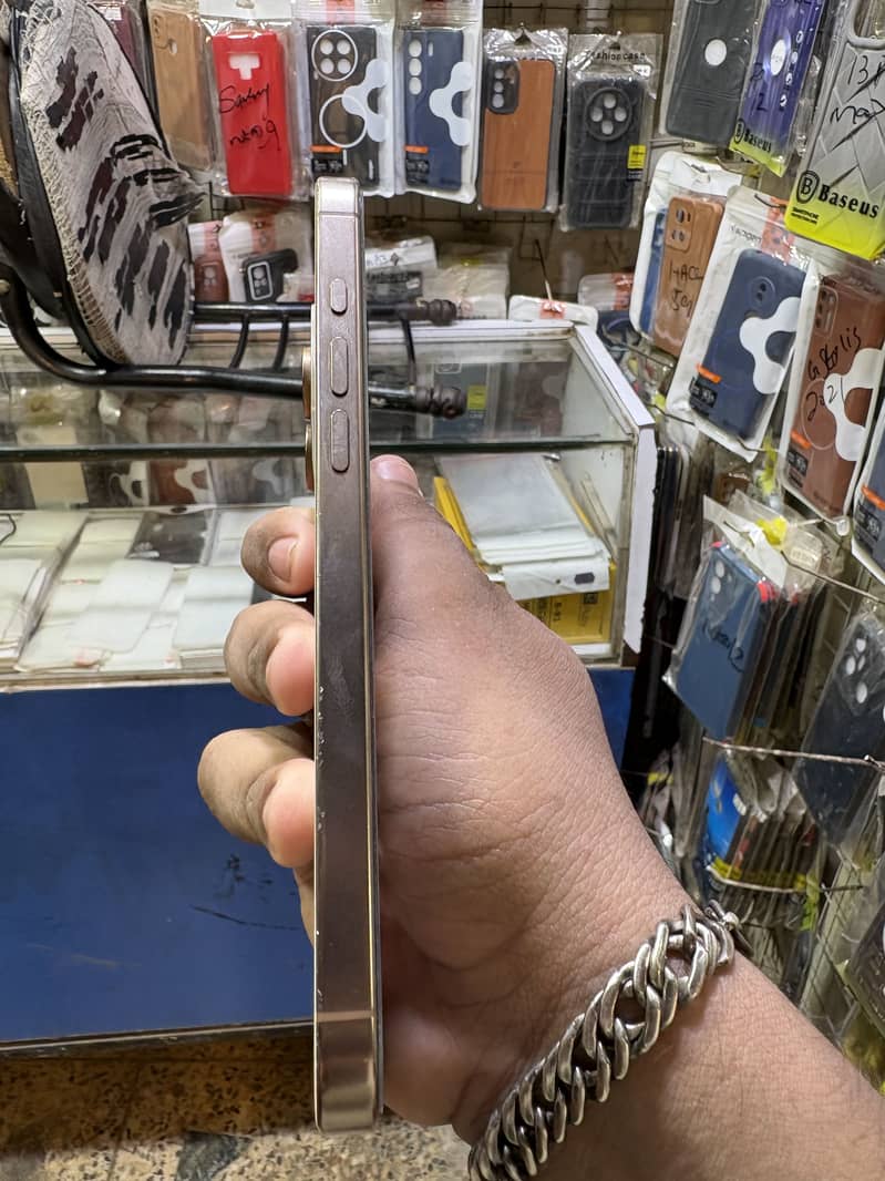iPhone 16pro max Jv 256 4