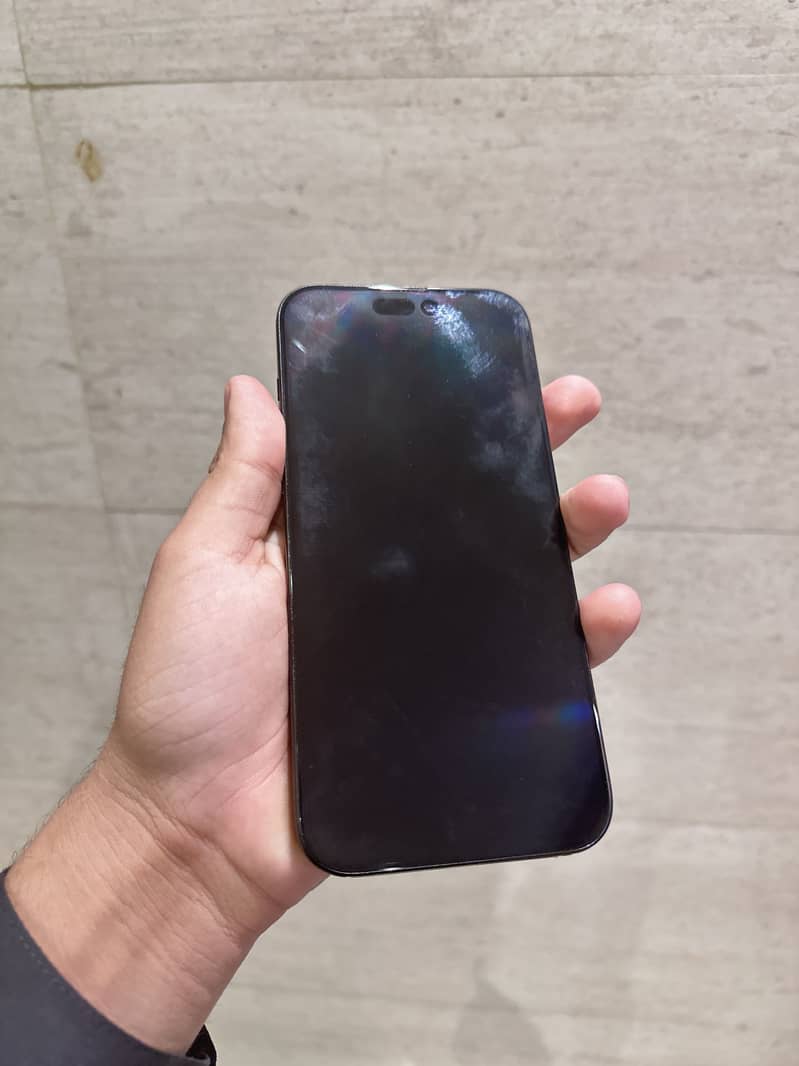 iPhone 16 pro max 0