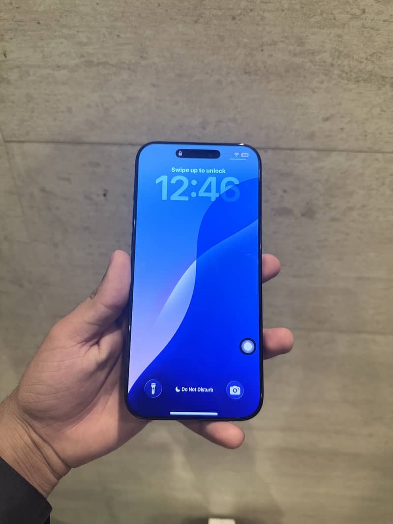 iPhone 16 pro max 3
