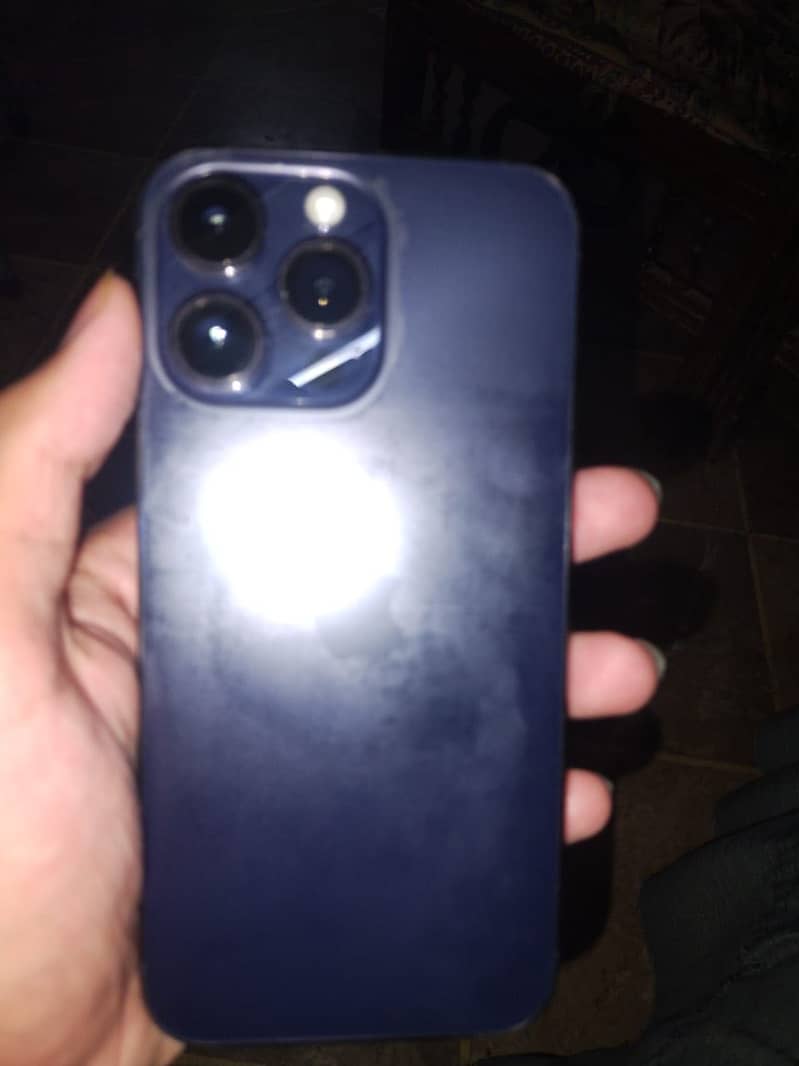 Iphone 14 pro max 7