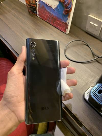 LG Velvet Non Pta Good Condition