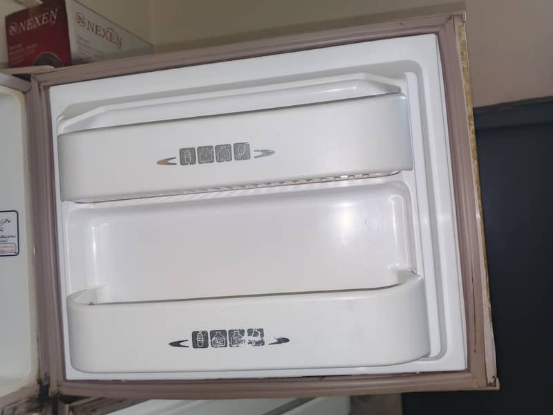 refrigerator 4