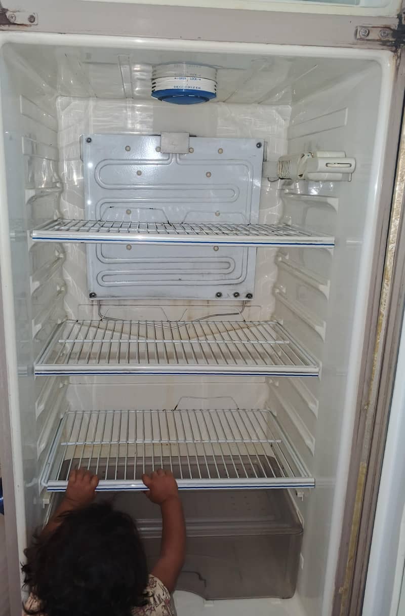 refrigerator 5