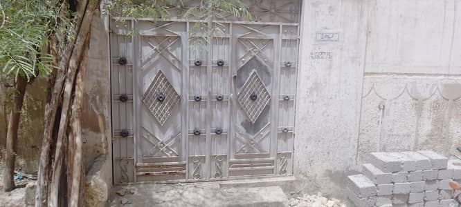 Main Gate 7 X 7