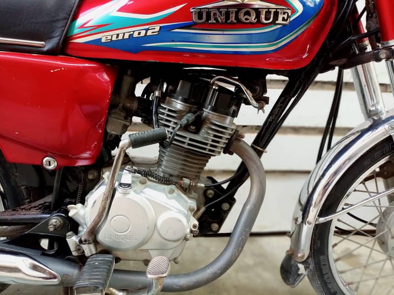 unique 125 2