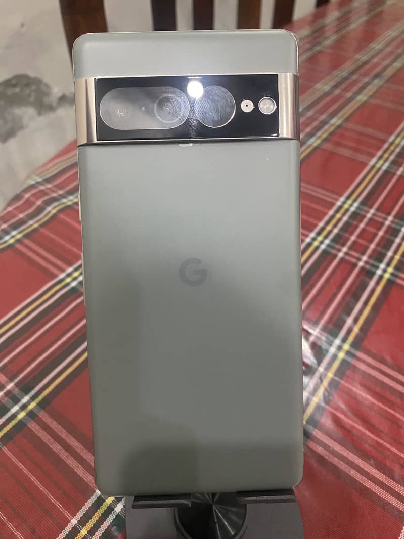 Google pixel 7 pro 2