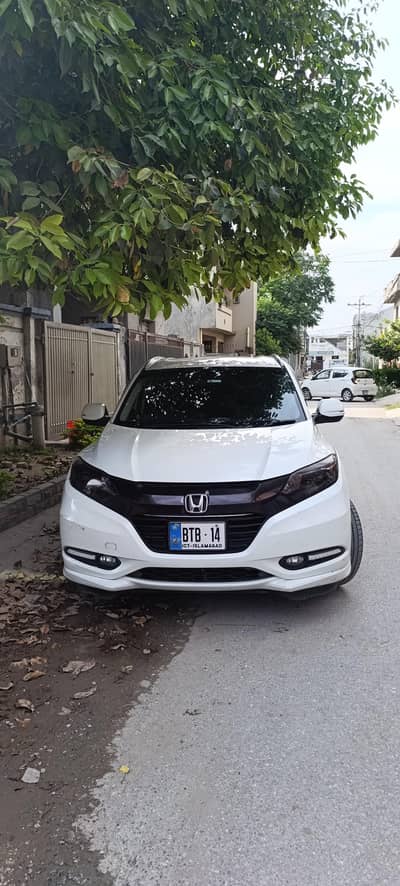 Honda Vezel 2014 Z Sensing Islamabad Registered