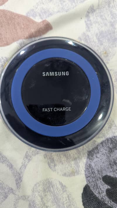 Samsung wireless Fast Charger  Like New