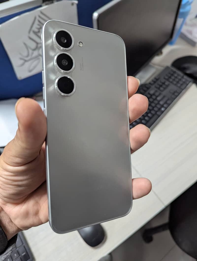 Tecno Spark40Pro 2