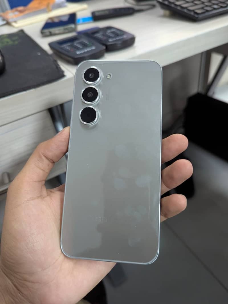 Tecno Spark40Pro 4