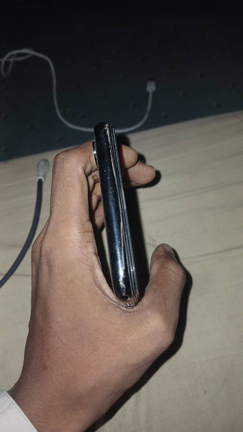 iPhone XS Max 3