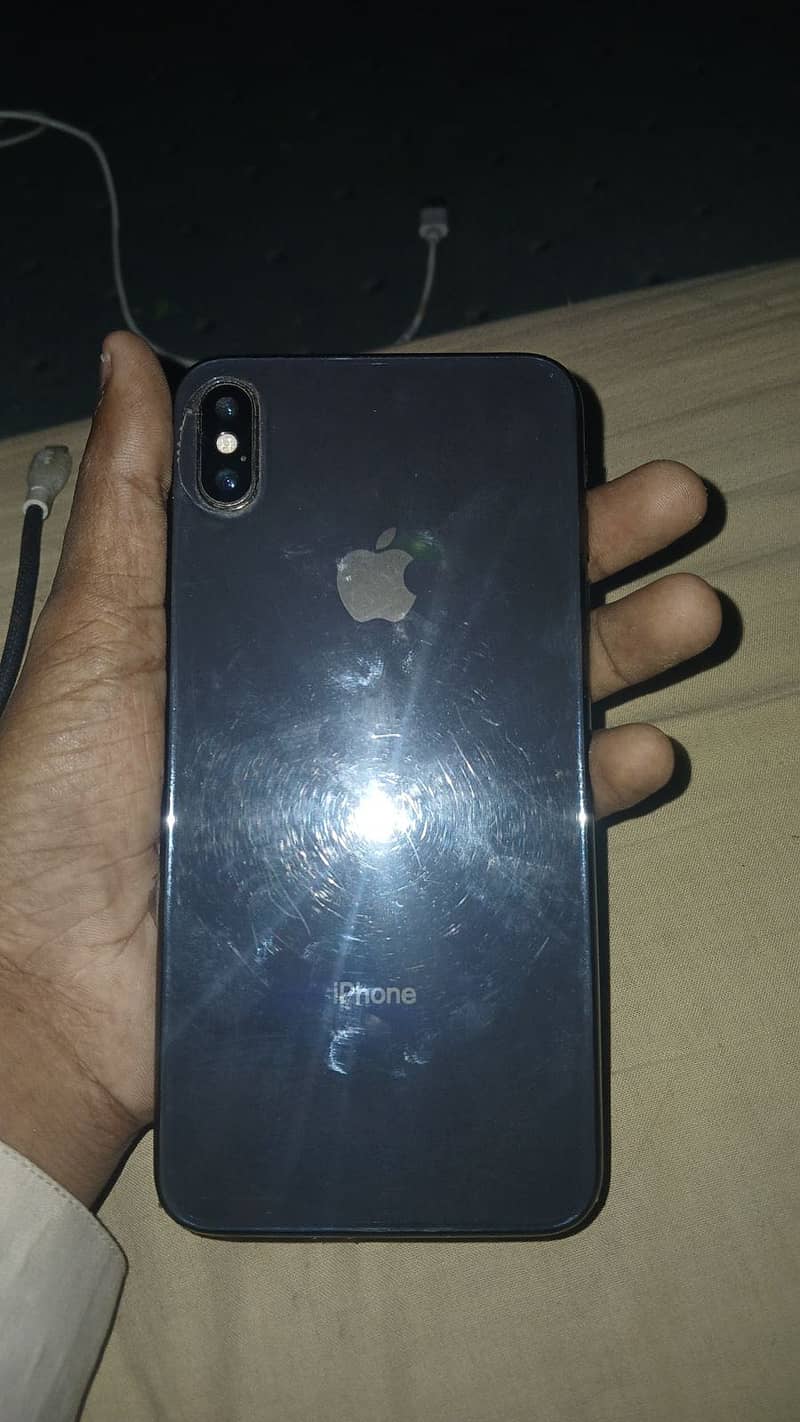 iPhone XS Max 7