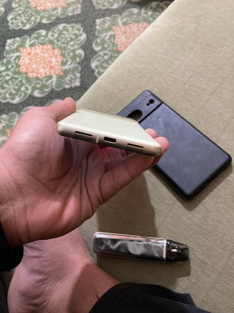 Pixel 7 3