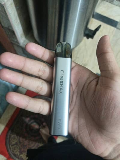 freemax evox new pod 1 day use for 18 plus