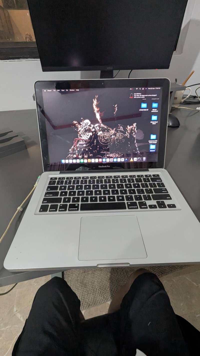 Macbook pro (2012) 0