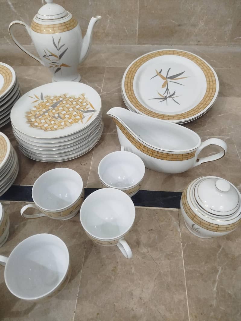 dinner set 1