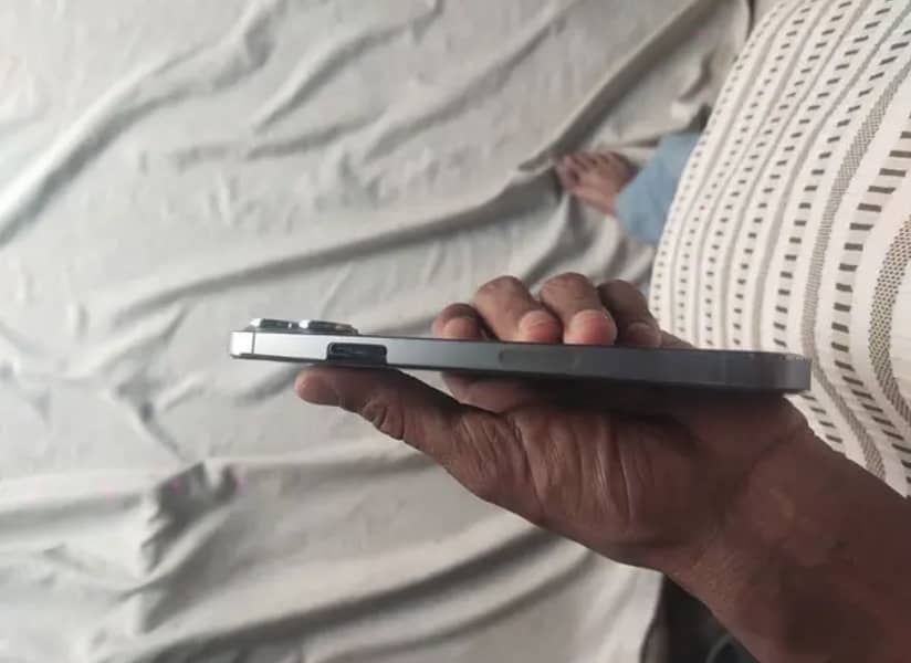 iPhone 13 Pro Max 7