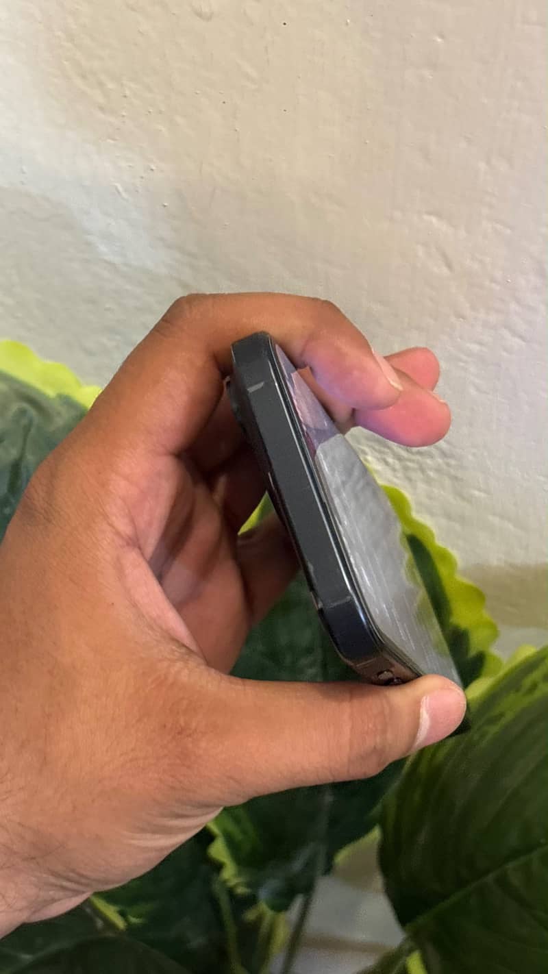 Iphone 15 Pro 3