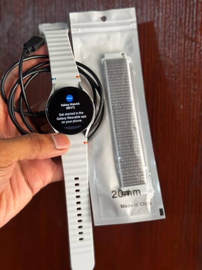 Samsung Galaxy Watch 5