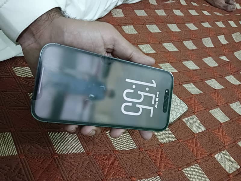 iPhone 14 pro 1