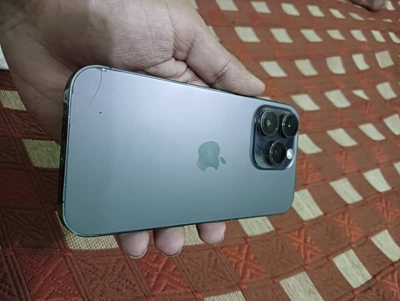iPhone 14 pro 5