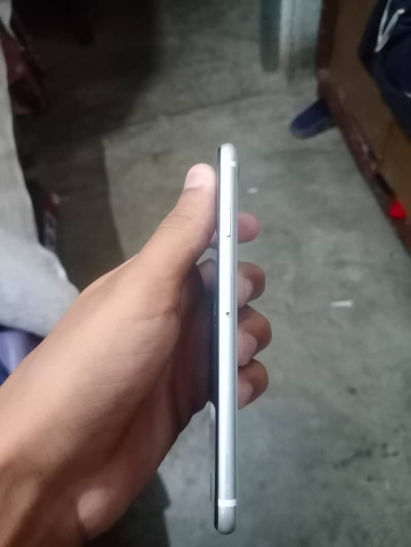 iPhone 2
