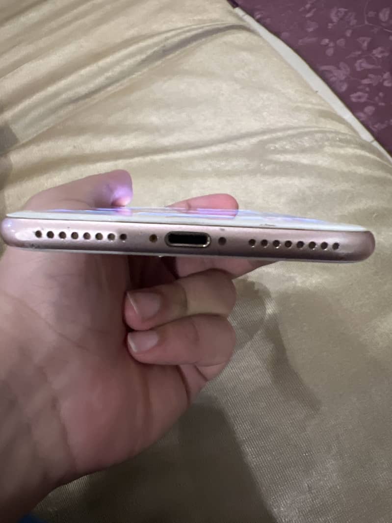 iPhone 7 Plus 1