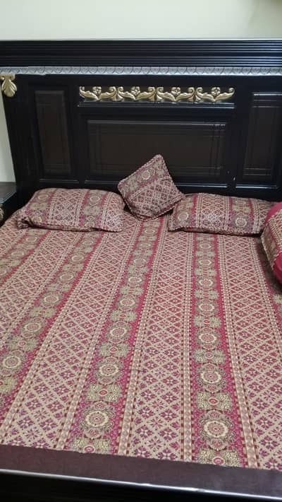 double bed with mettress