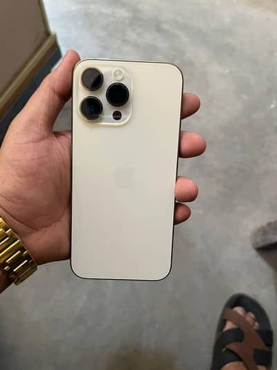 IPhone 14Pro Max 10/10 urgent sale 03204827213