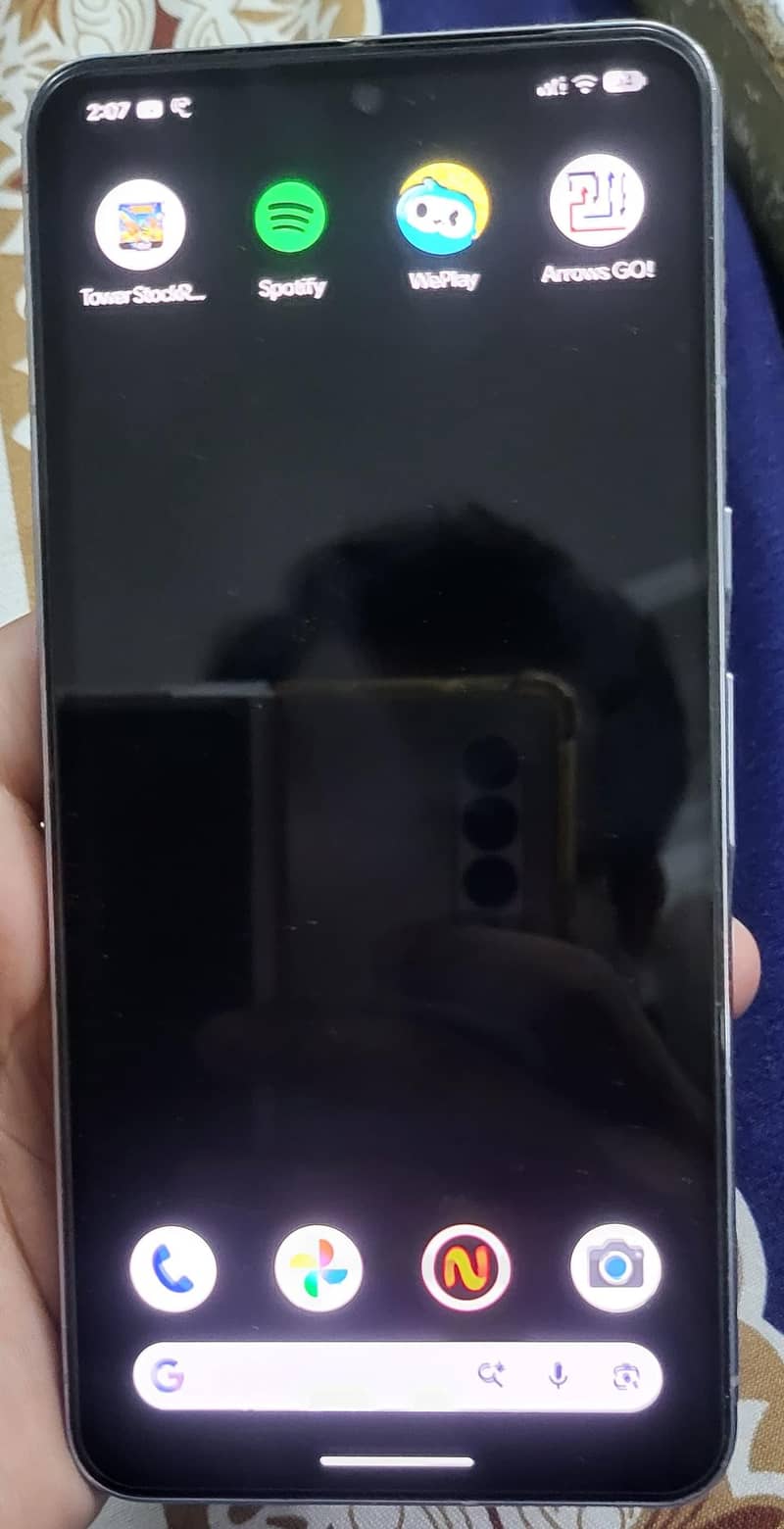 Google pixel 8 pro 1