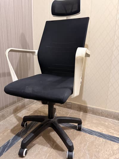 Executive comfortable chair
