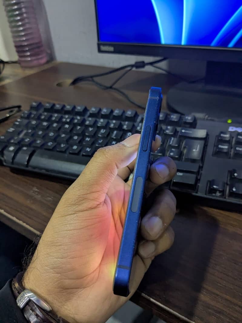 iPhone 12 mini 2