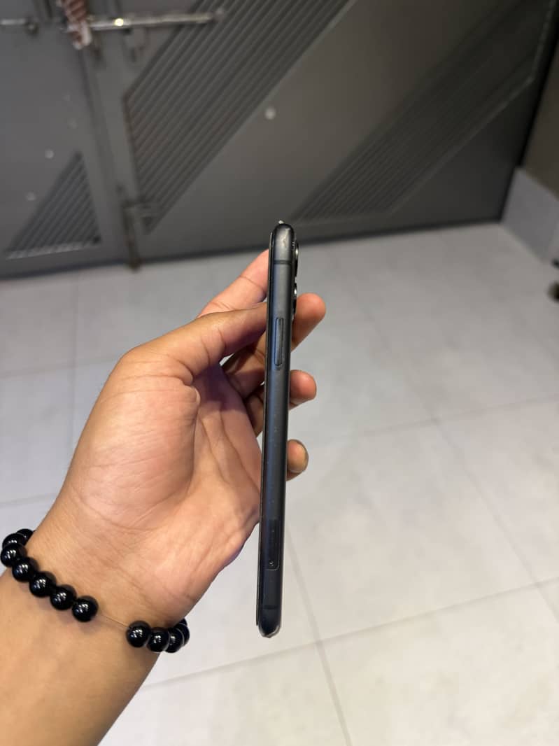 Iphone 11 4