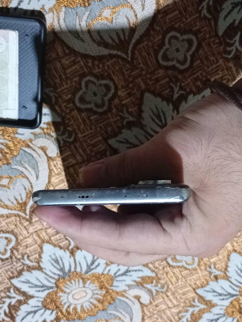 tecno camon 40 pro 2