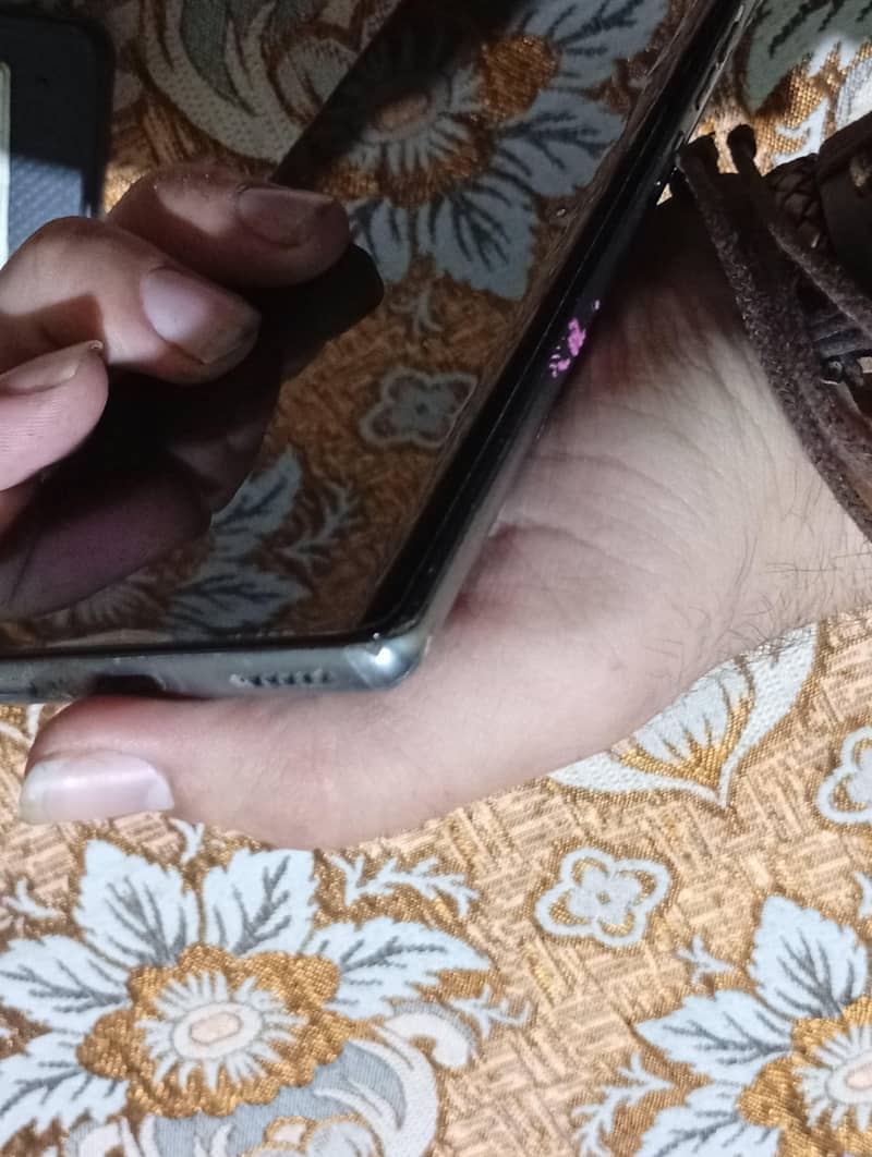 tecno camon 40 pro 4