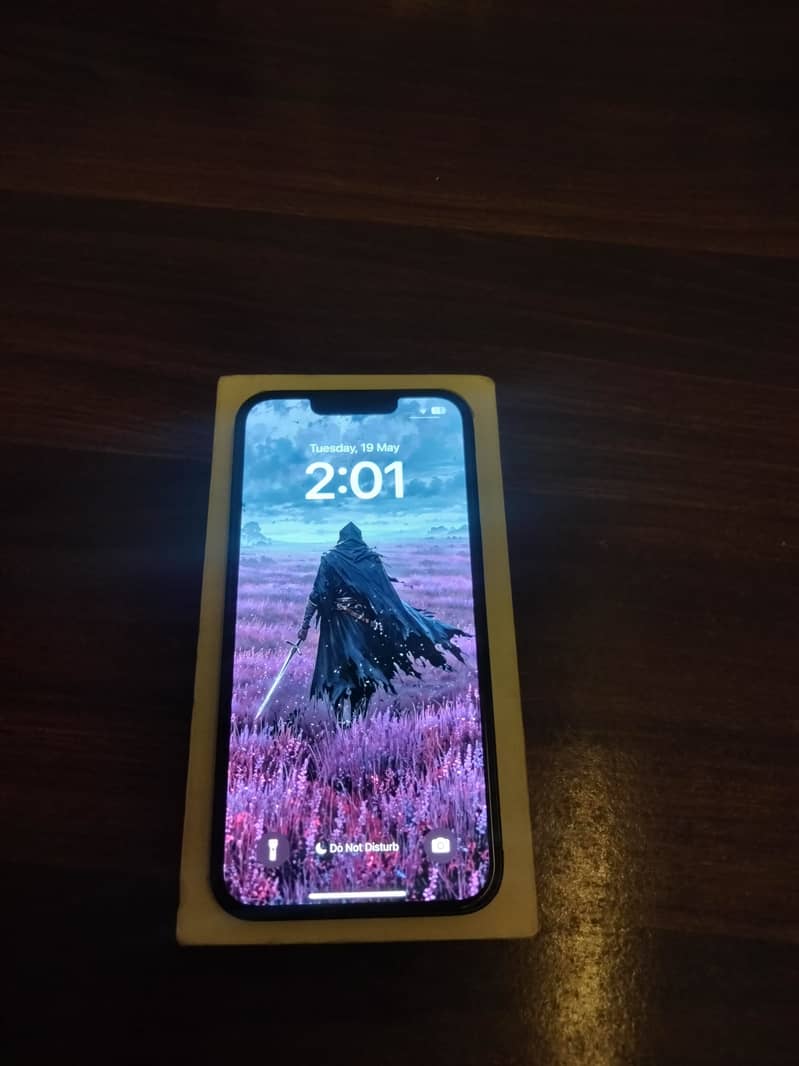 iPhone 13 5