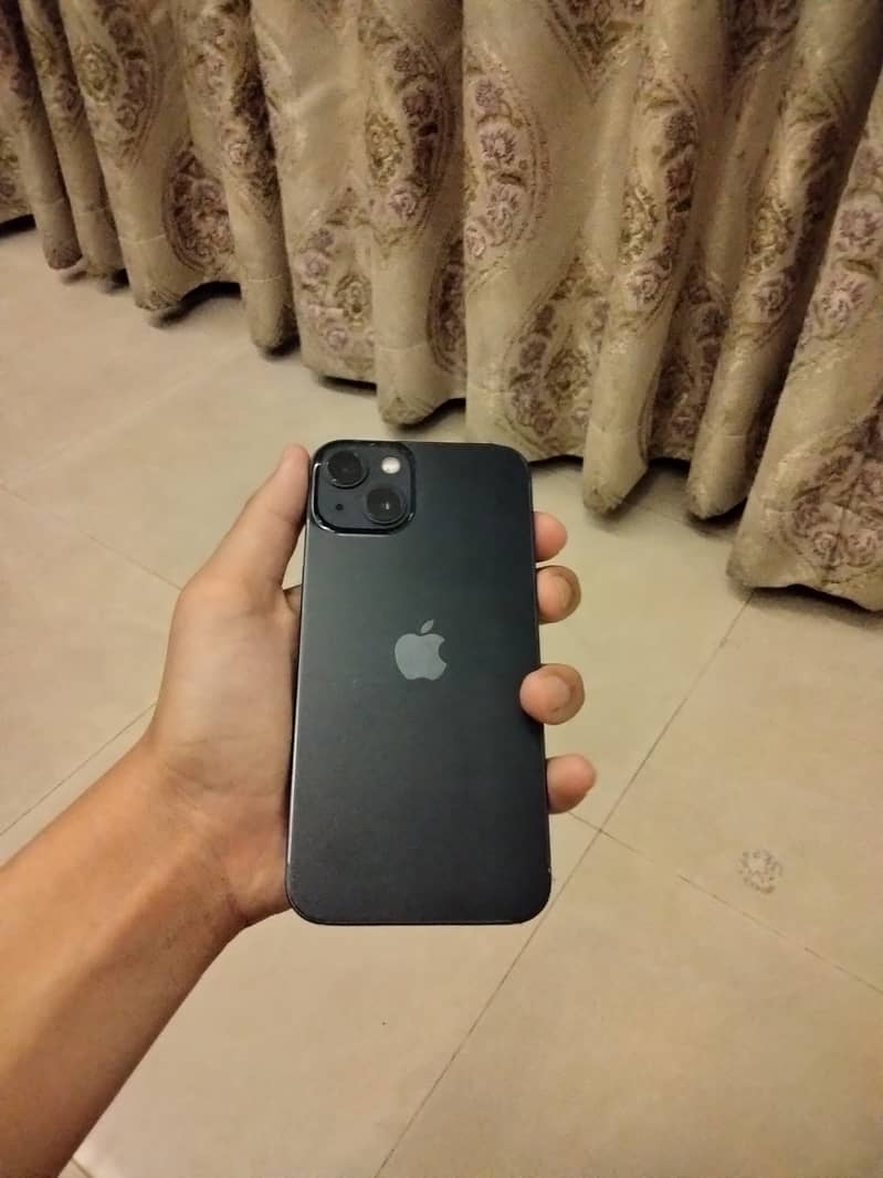 iPhone 13 6