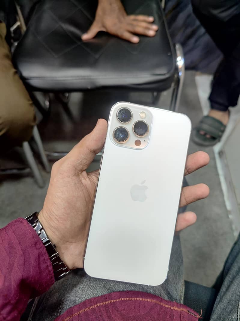 iphone 13 pro max 3