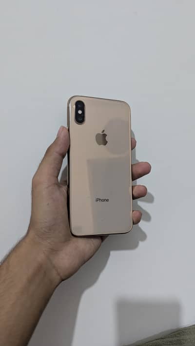 iPhone Xs Factory unlock E sim time no issue in phone