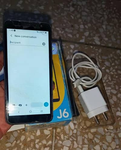 Samsung Galaxy j6 daba charger sath hongy