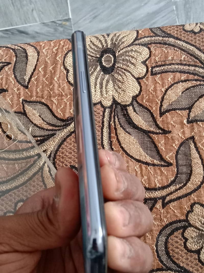 one plus 9.5G 2