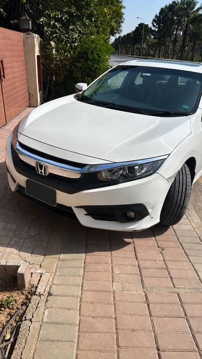 Honda Civic Oriel 1.8 i-VTEC CVT