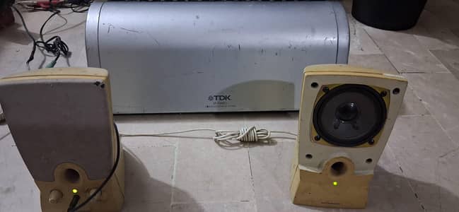 harman kardon 2.1 sound sysyem