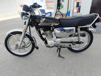 Honda 125 2024sel Staart