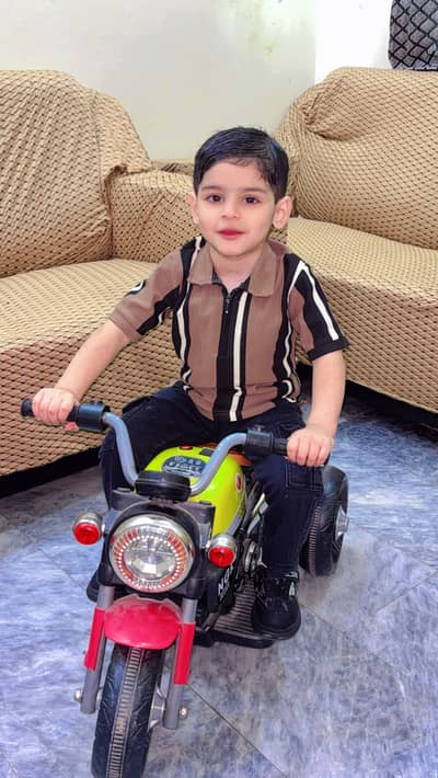 Brand new bike charging wali h