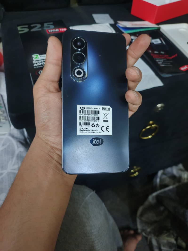 itel s25 12