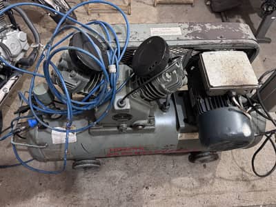 Hitachi air compressors