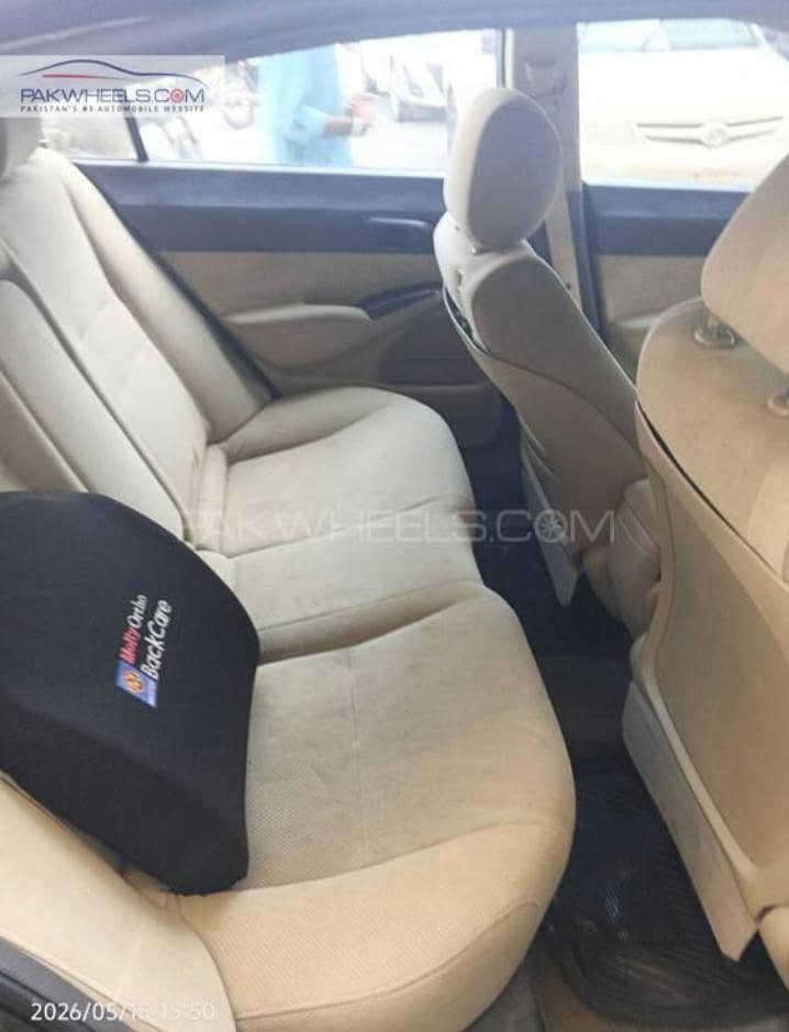 honda civic Vti oriel prosmatec 1.8 i- VTEC   full genuine condition 8